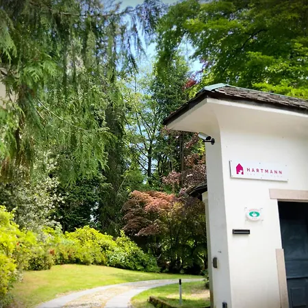 Hartmann Feel At Bed & Breakfast 4*