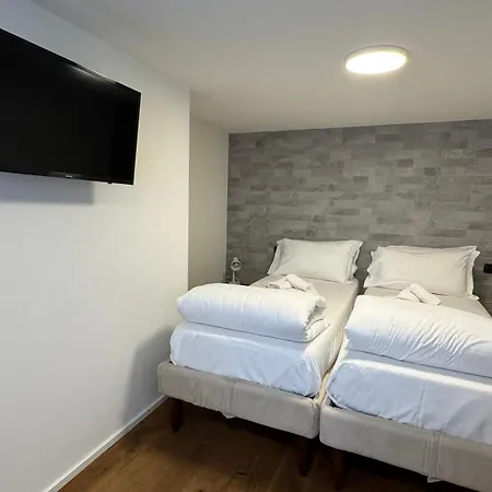 Hartmann Feel At Bed & Breakfast 4*